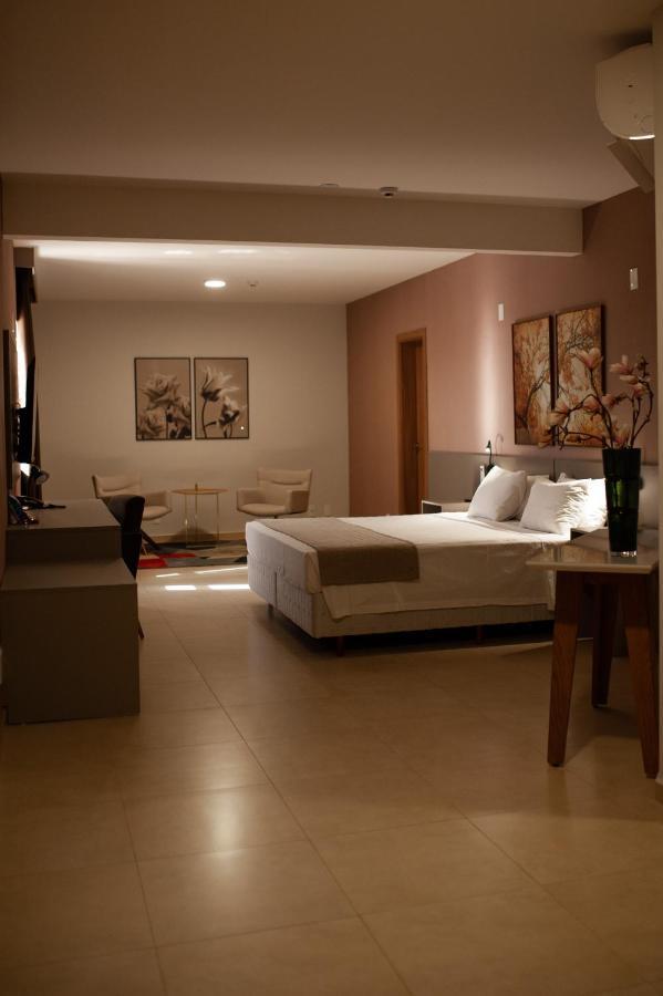 Hotel Bristol Infinity Rio Claro Exterior foto